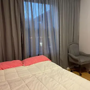 Somerset With Full Kitchen Guest house