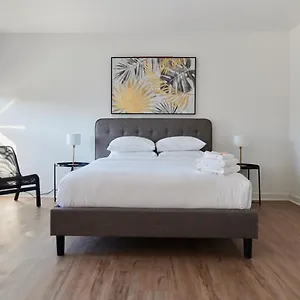  Aparthotel Laurence Canada