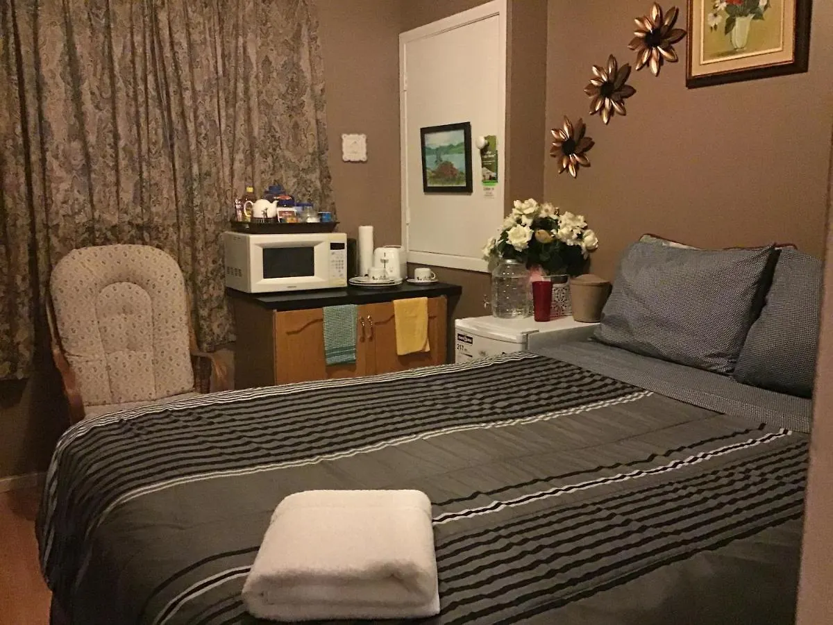 Guest house Mariya Studio Hotel Ottawa